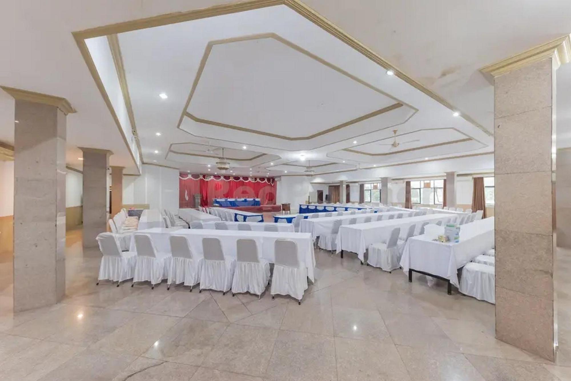 Hotel Ayong Linggarjati Kuningan Mitra Reddoorz Eksteriør bilde